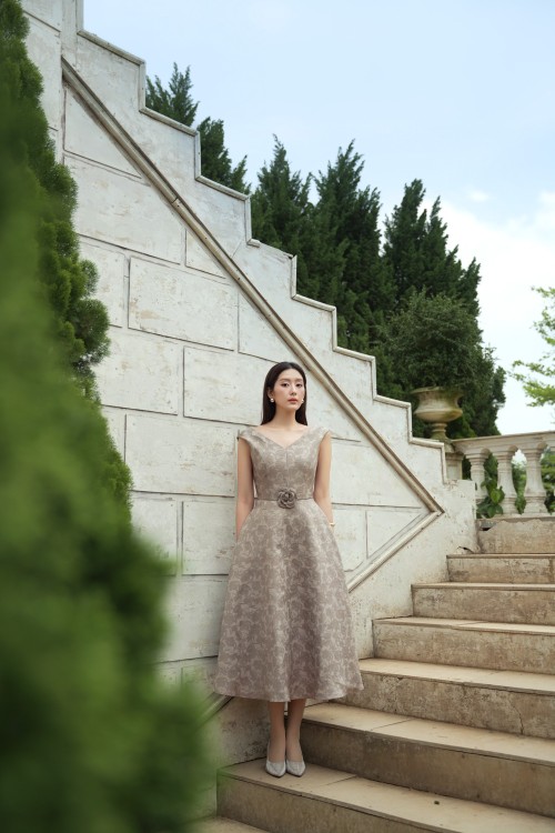 Sixdo Dark Beige Brocade Flared Dress With Flower